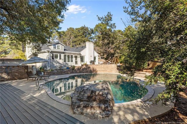 1423 Pine Valley Loop, Fayetteville, NC 28305