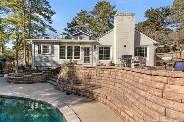 1423 Pine Valley Loop, Fayetteville, NC 28305