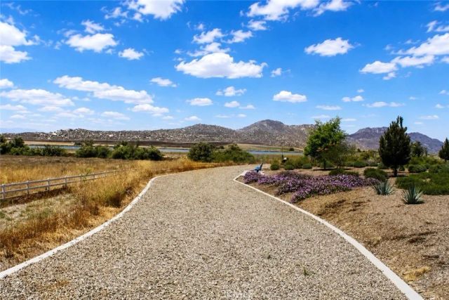 22957 Sagenut Way, Nuevo, CA 92567