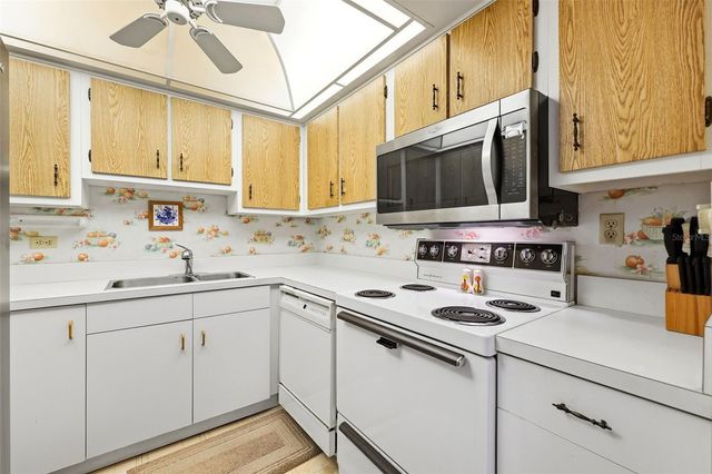 2901 26TH STREET W 505, Bradenton, FL 34205