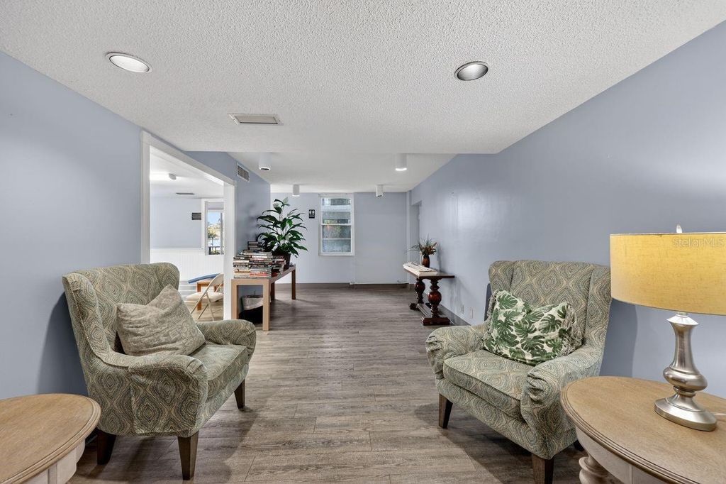 Image 32 of property listing at 2901 26TH STREET W 505, Bradenton, FL 34205