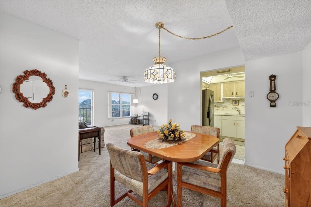 Image 8 of property listing at 2901 26TH STREET W 505, Bradenton, FL 34205