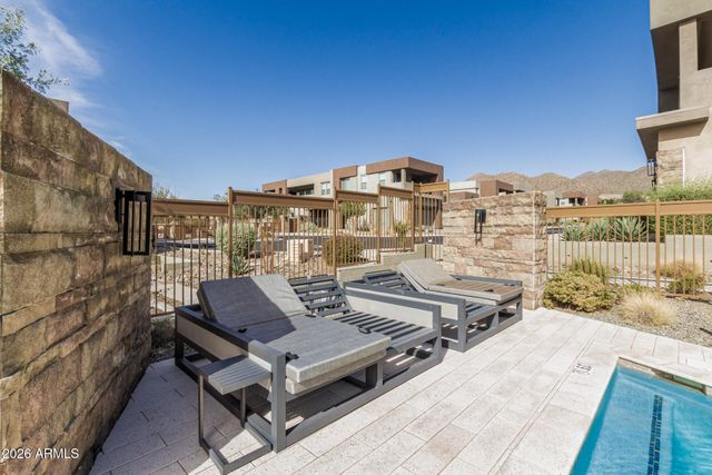 11673 N 136th Street 1002, Scottsdale, AZ 85259