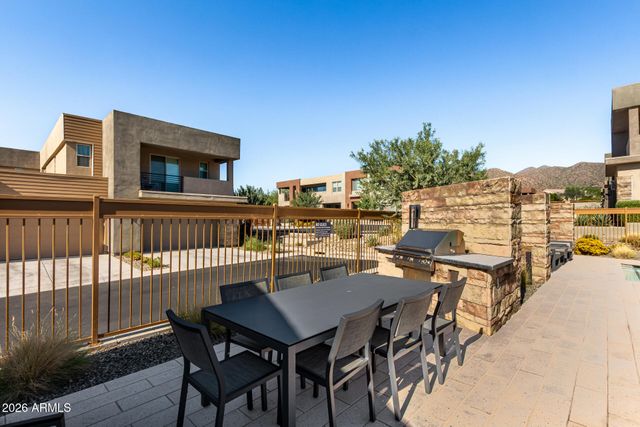 11673 N 136th Street 1002, Scottsdale, AZ 85259