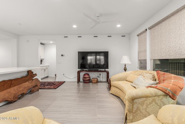 11673 N 136th Street 1002, Scottsdale, AZ 85259