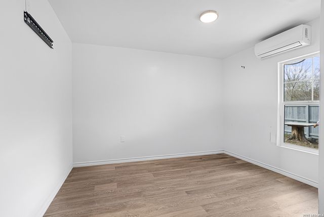 866 San Angelo, San Antonio, TX 78201