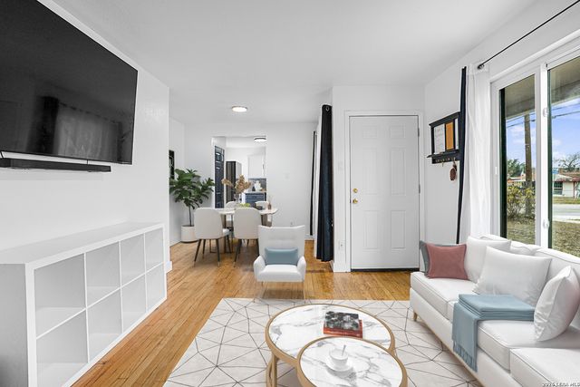 866 San Angelo, San Antonio, TX 78201