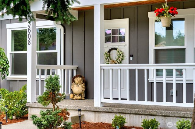 3608 W Fifth, Anacortes, WA 98221