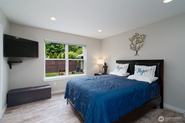 3608 W Fifth, Anacortes, WA 98221