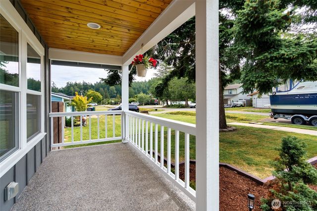 3608 W Fifth, Anacortes, WA 98221