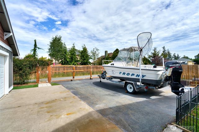 3608 W Fifth, Anacortes, WA 98221