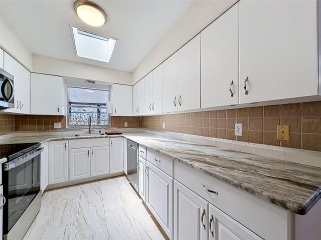 7038 SOUTHWIND DRIVE, Hudson, FL 34667