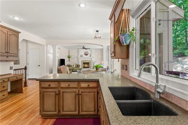 5816 NE Ruby Court, Lee's Summit, MO 64064