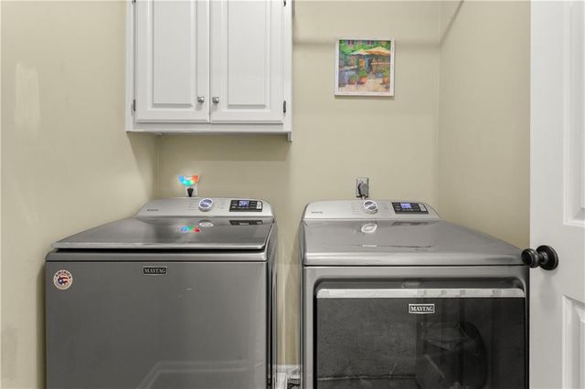 5816 NE Ruby Court, Lee's Summit, MO 64064