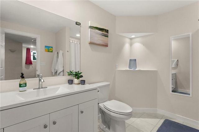 5816 NE Ruby Court, Lee's Summit, MO 64064