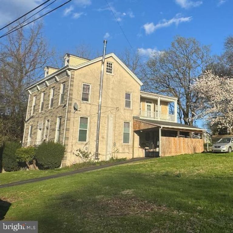 612 OLD WYOMISSING RD, Reading, PA 19611