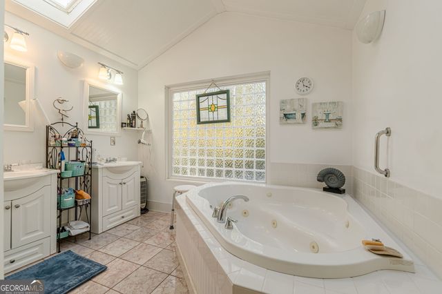 2998 Kodiak Court, Marietta, GA 30062