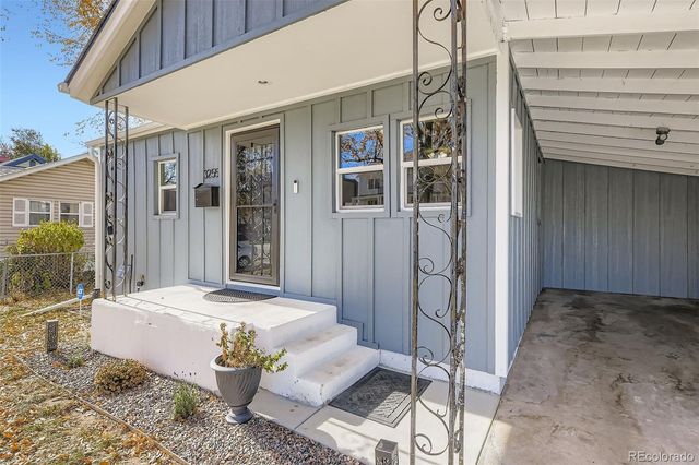 3255 S Corona Street, Englewood, CO 80113