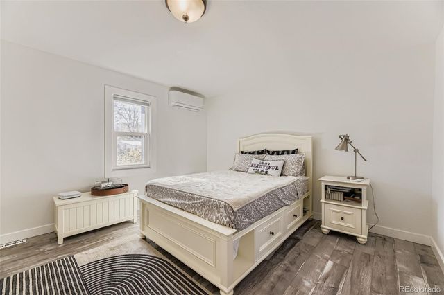 3255 S Corona Street, Englewood, CO 80113