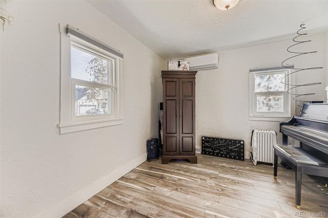3255 S Corona Street, Englewood, CO 80113