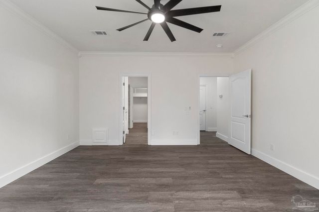 800 Shadow Ridge Dr, Pensacola, FL 32514