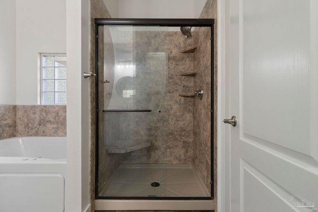 800 Shadow Ridge Dr, Pensacola, FL 32514