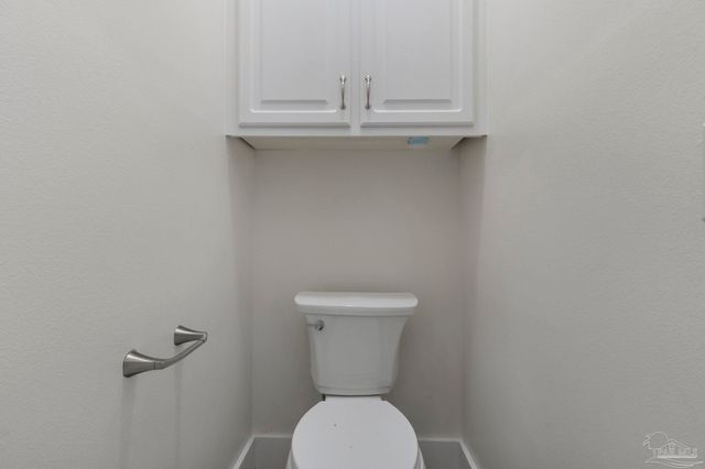 800 Shadow Ridge Dr, Pensacola, FL 32514