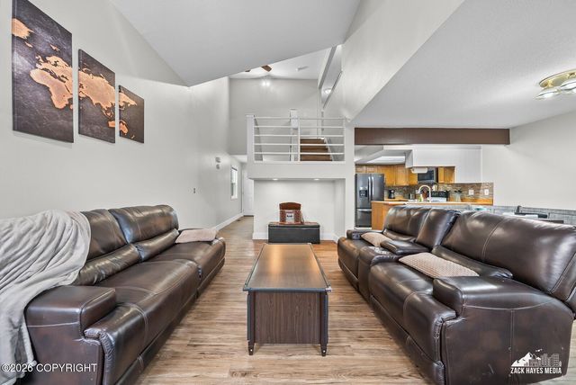 8819 Boom Circle, Anchorage, AK 99502