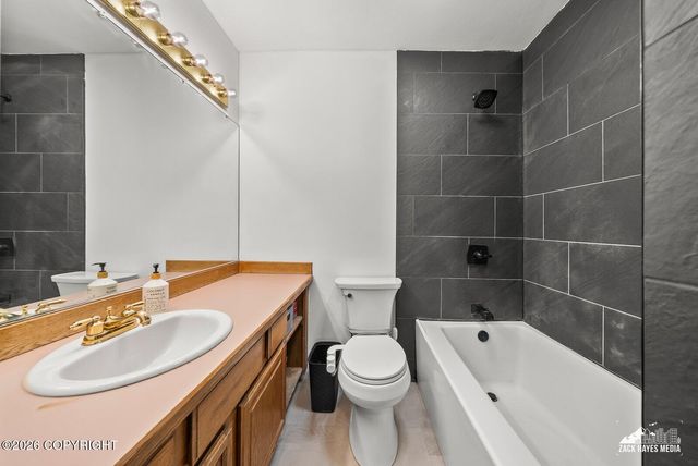 8819 Boom Circle, Anchorage, AK 99502