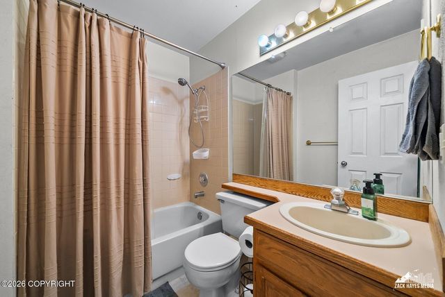 8819 Boom Circle, Anchorage, AK 99502