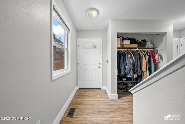 8819 Boom Circle, Anchorage, AK 99502