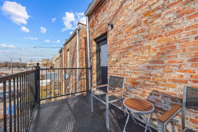 4732 S Evans Avenue, Chicago, IL 60615