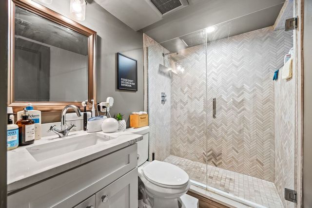 4732 S Evans Avenue, Chicago, IL 60615