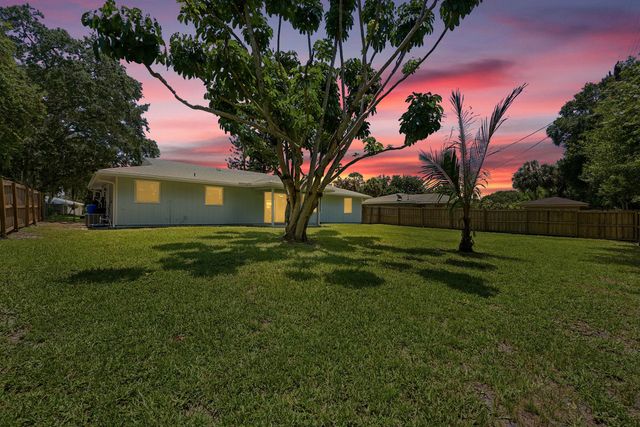 6007 Fort Pierce Boulevard, Fort Pierce, FL 34951