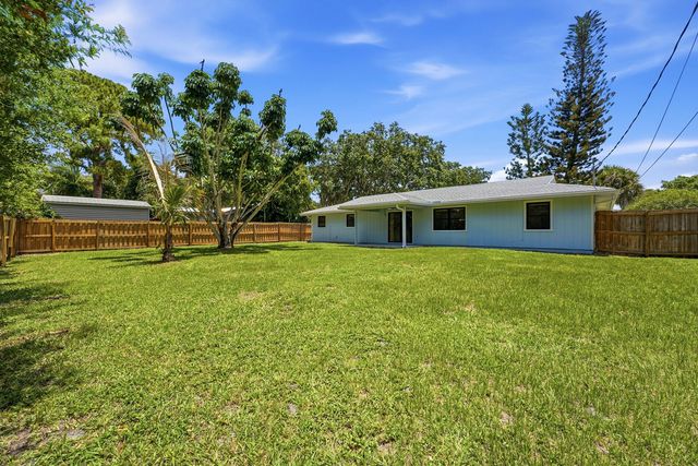 6007 Fort Pierce Boulevard, Fort Pierce, FL 34951