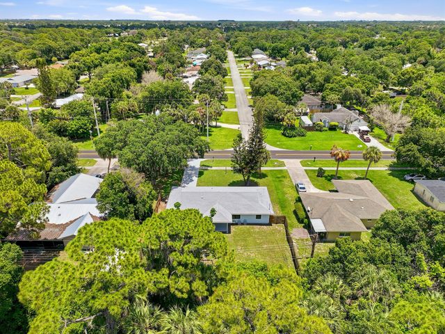 6007 Fort Pierce Boulevard, Fort Pierce, FL 34951