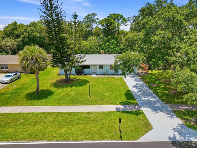 6007 Fort Pierce Boulevard, Fort Pierce, FL 34951