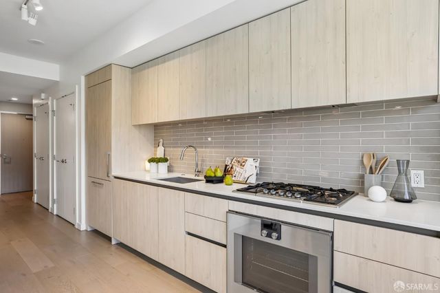110 Channel Street 312, San Francisco, CA 94158