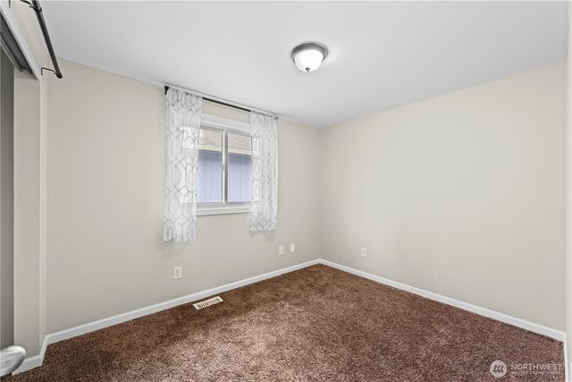 709 Lois Lane, Sultan, WA 98294