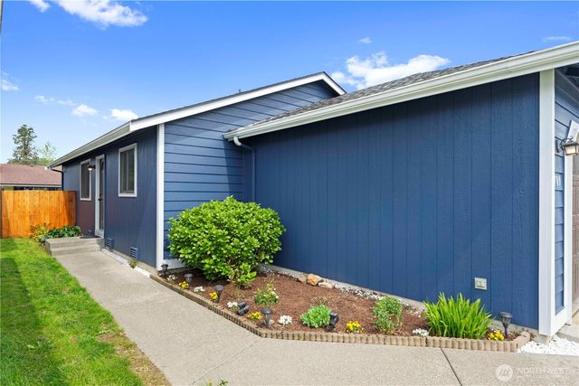709 Lois Lane, Sultan, WA 98294