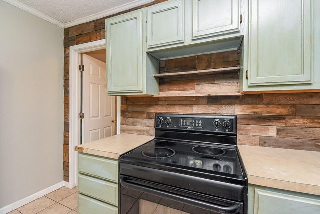 56 W County Road 3251 W, Cleveland, TX 77327