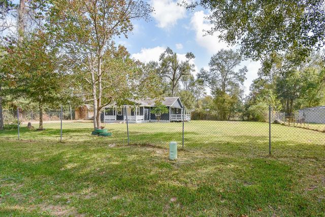 56 W County Road 3251 W, Cleveland, TX 77327