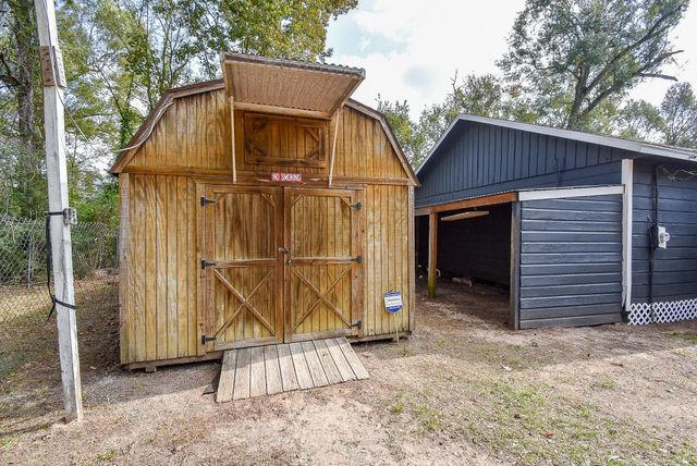 56 W County Road 3251 W, Cleveland, TX 77327