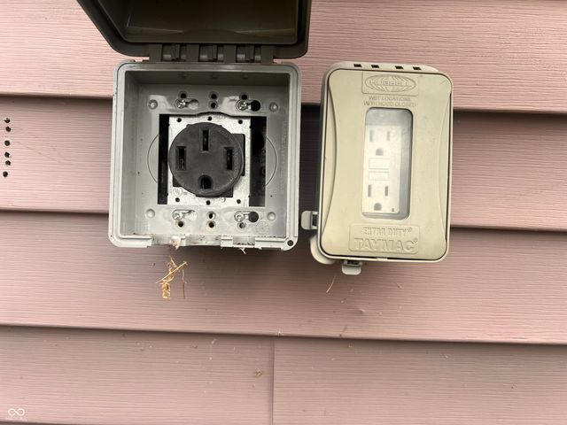 1605 E 46th Street, Indianapolis, IN 46205