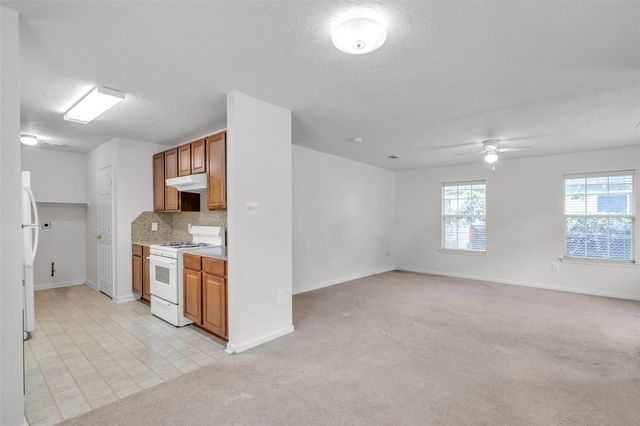 6928 Canal Street, Houston, TX 77011