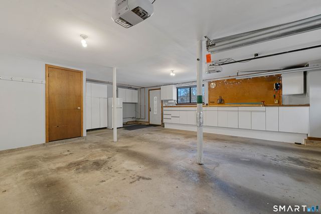 18 Shawandassee Road, Waterford, CT 06385