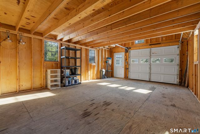 18 Shawandassee Road, Waterford, CT 06385