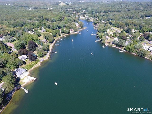 18 Shawandassee Road, Waterford, CT 06385