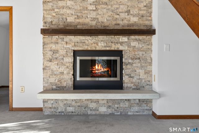 18 Shawandassee Road, Waterford, CT 06385