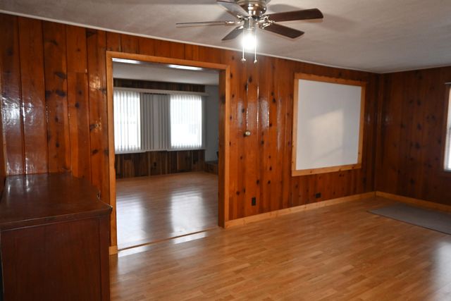 2087 Whitehall Road, Laketon Twp, MI 49445